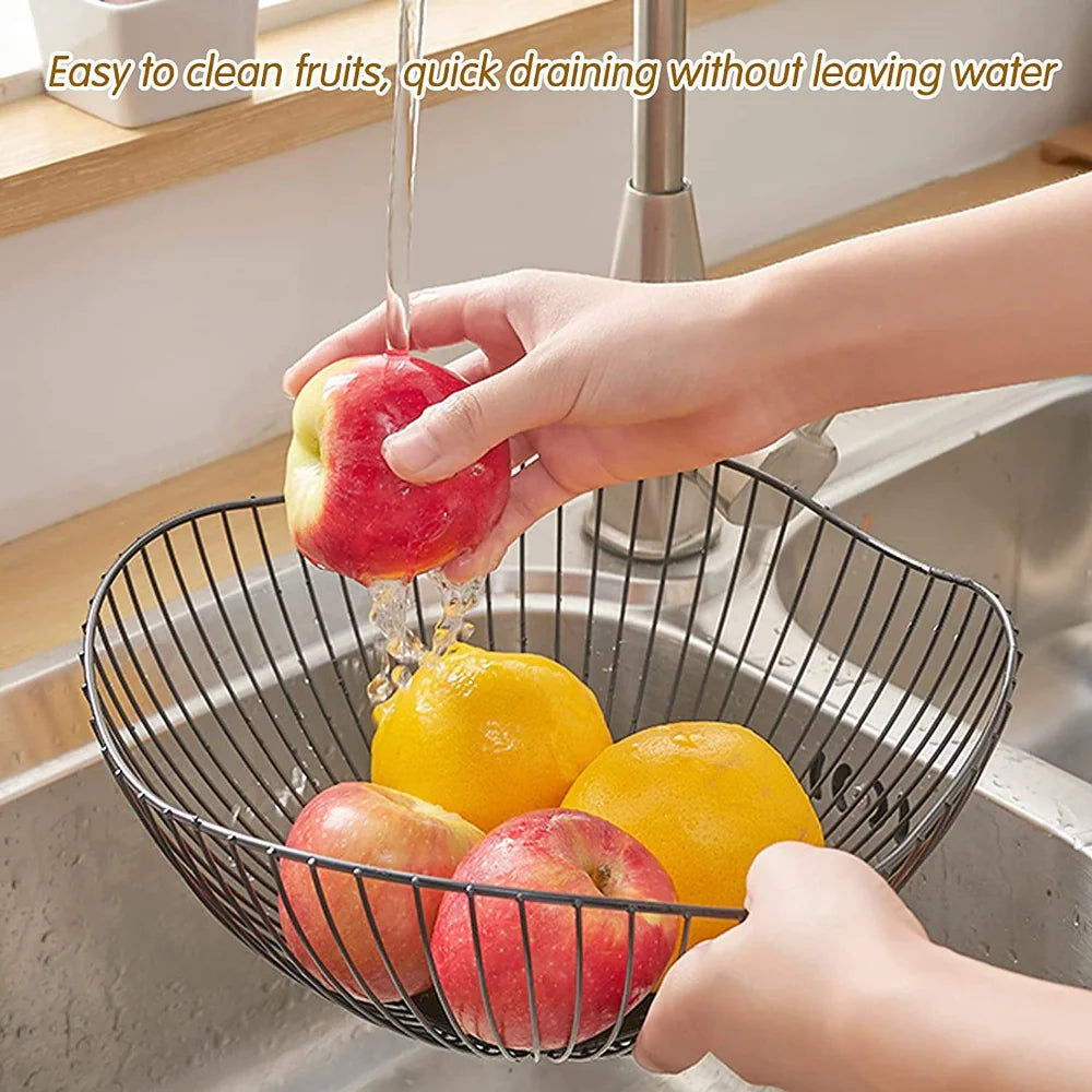 Metal Wave Fruit Basket | Black